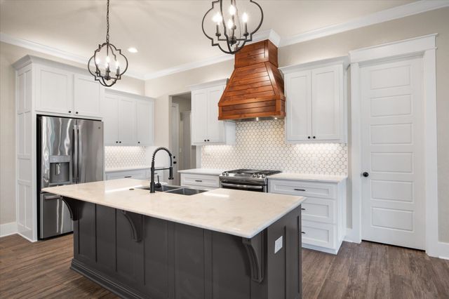 230 Saddle Brook Circle, Hallsville, TX 75650
