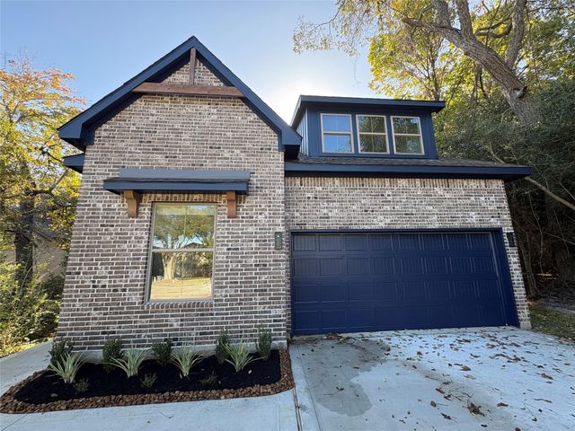 109 Cove Point, Conroe, TX 77356
