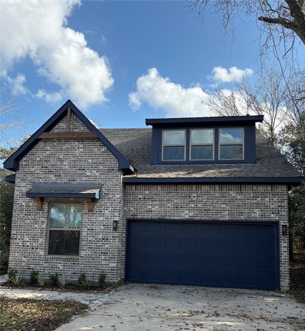 109 Cove Point, Conroe, TX 77356