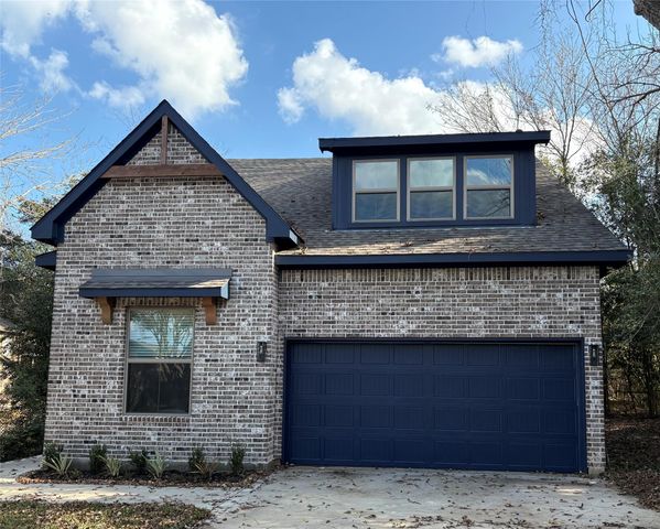 109 Cove Point, Conroe, TX 77356