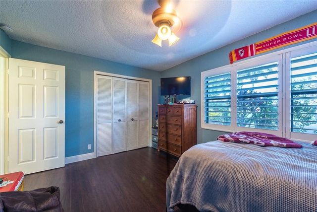11266 NW 20th Dr, Coral Springs, FL 33071