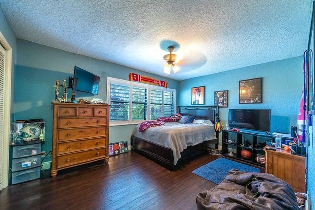 11266 NW 20th Dr, Coral Springs, FL 33071