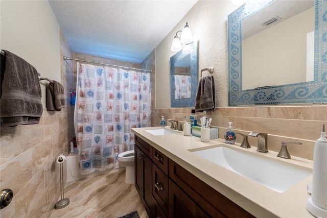 11266 NW 20th Dr, Coral Springs, FL 33071