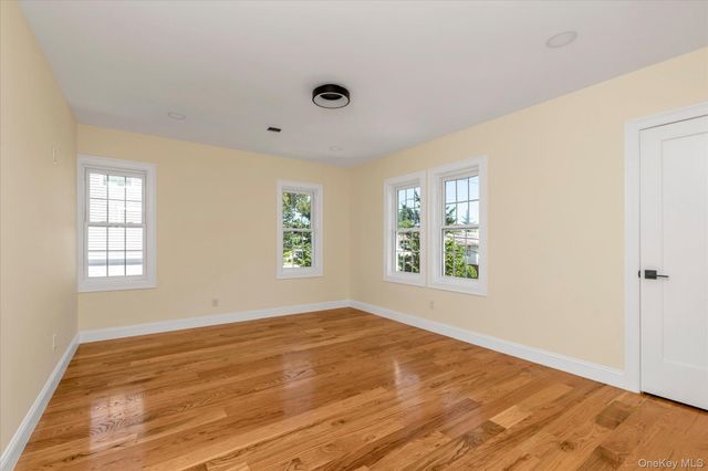 27 2nd Street, Lynbrook, NY 11563