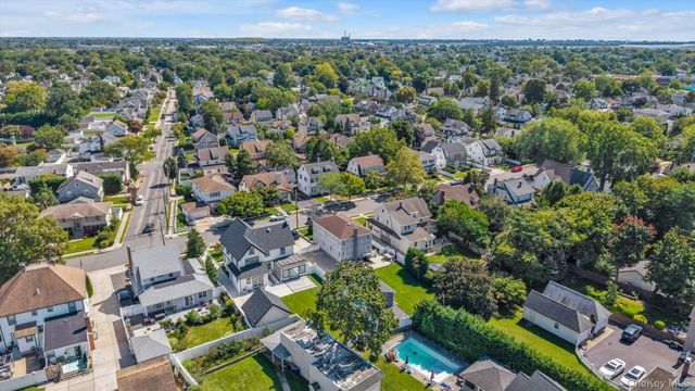 27 2nd Street, Lynbrook, NY 11563