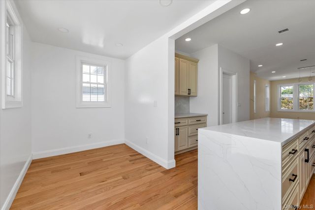 27 2nd Street, Lynbrook, NY 11563