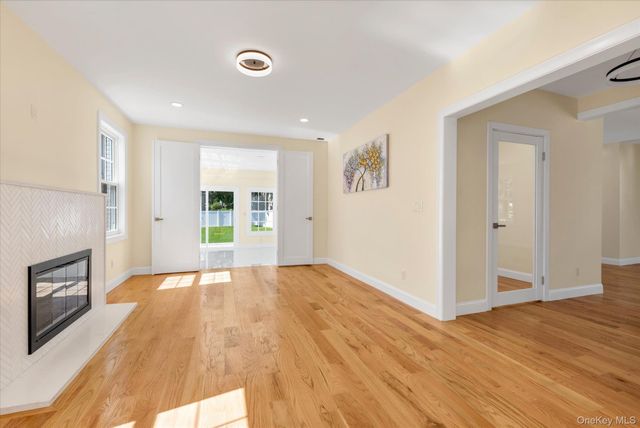 27 2nd Street, Lynbrook, NY 11563