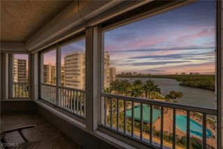 25 Bluebill AVE A606, Naples, FL 34108