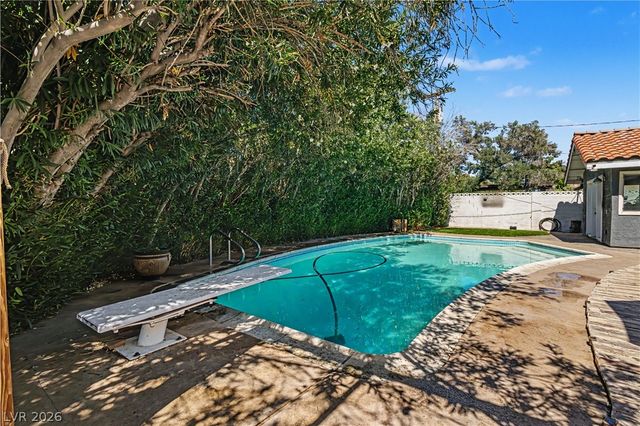 1888 East Viking Road, Las Vegas, NV 89169
