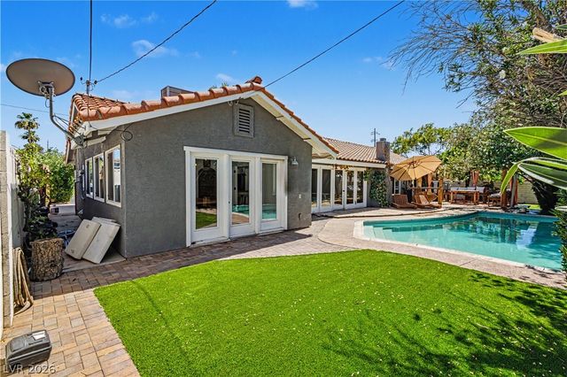 1888 East Viking Road, Las Vegas, NV 89169