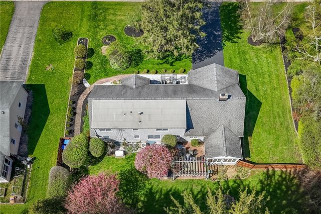 25 Coral Way, Brighton, NY 14618