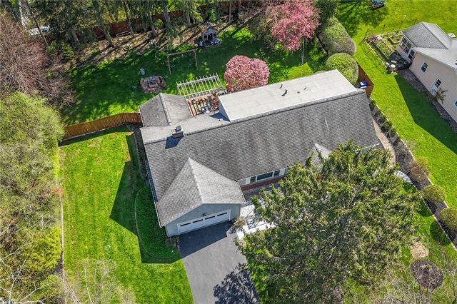 25 Coral Way, Brighton, NY 14618