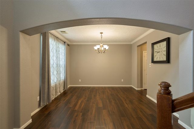 70 N Spinning Wheel Circle, The Woodlands, TX 77382