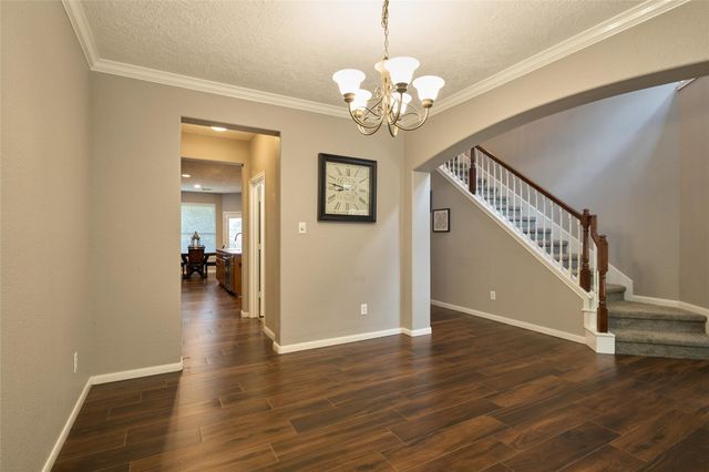 70 N Spinning Wheel Circle, The Woodlands, TX 77382