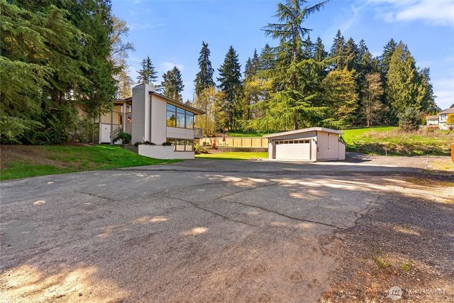 8726 Fruitland Avenue E, Puyallup, WA 98371