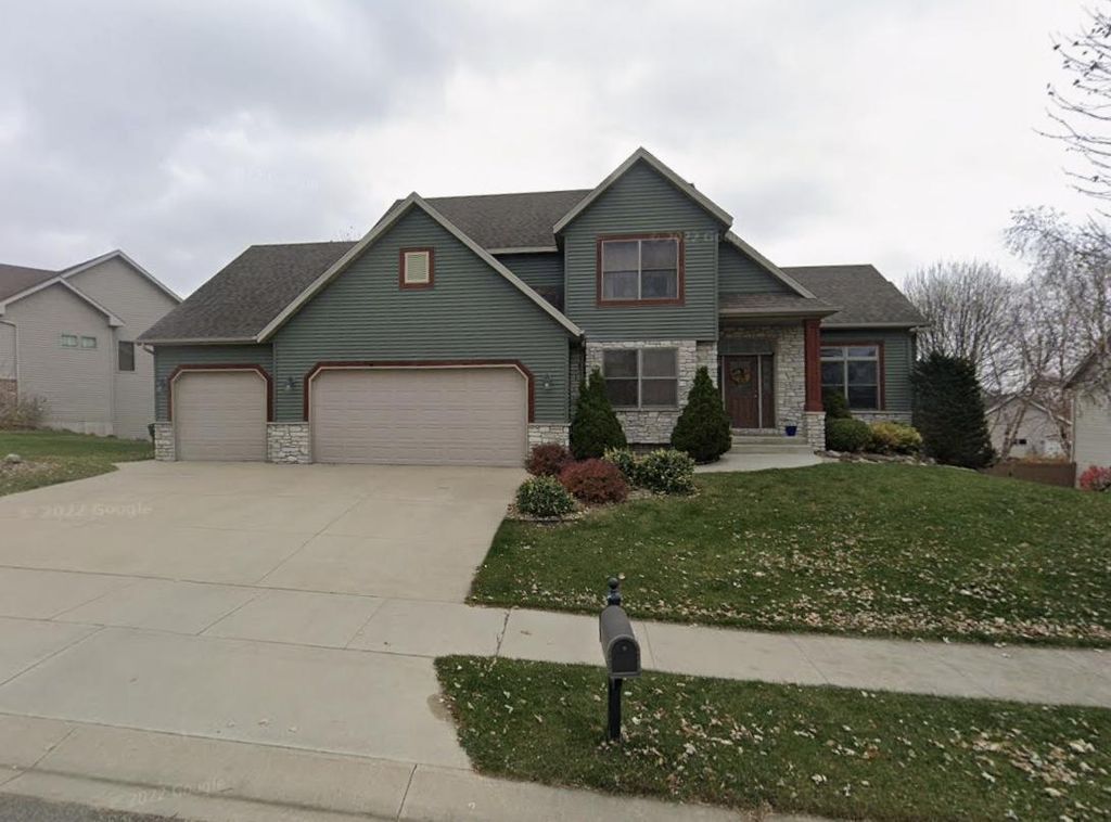 2022 Hightop Place NE, Rochester, MN 55906