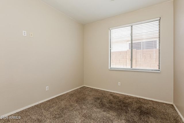 49 E MILL REEF Drive, San Tan Valley, AZ 85143