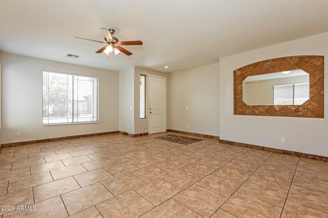49 E MILL REEF Drive, San Tan Valley, AZ 85143