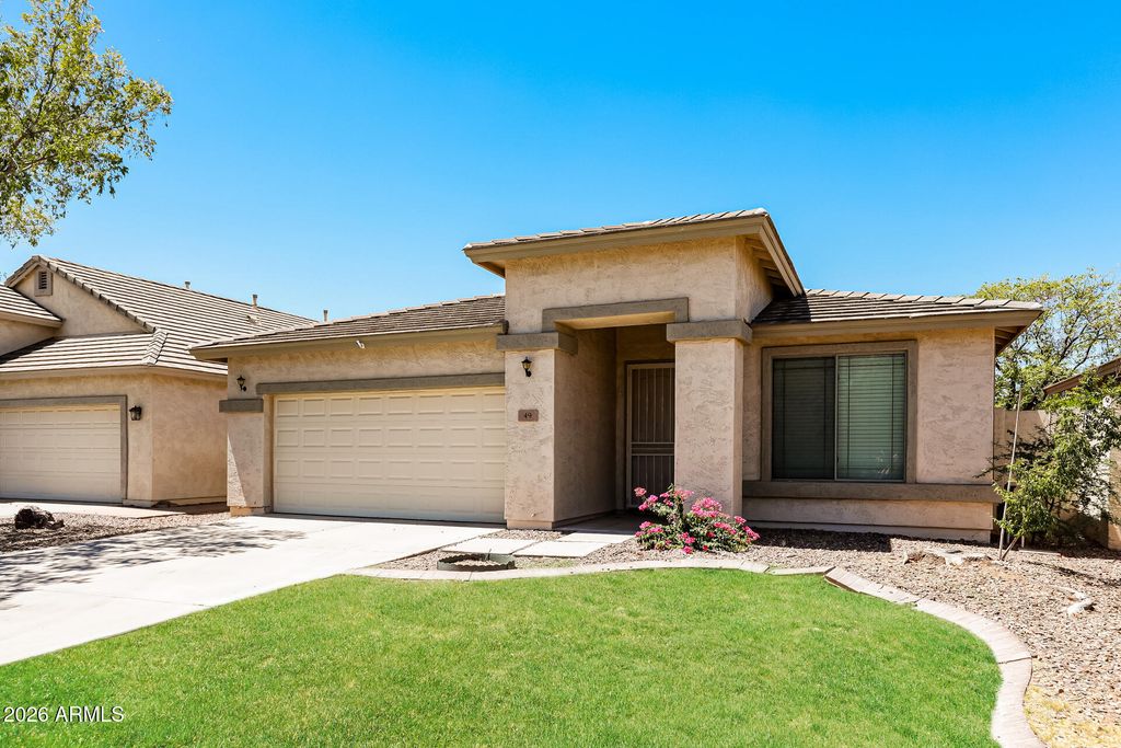 49 E MILL REEF Drive, San Tan Valley, AZ 85143 — photo 2