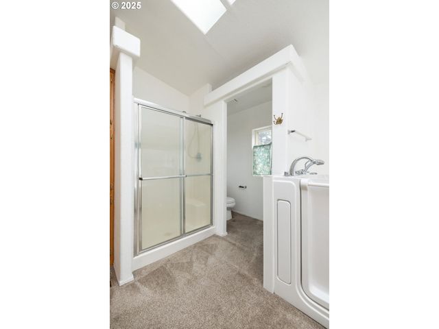 15728 EASTWIND Ct, La Pine, OR 97739