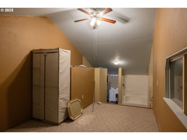 15728 EASTWIND Ct, La Pine, OR 97739