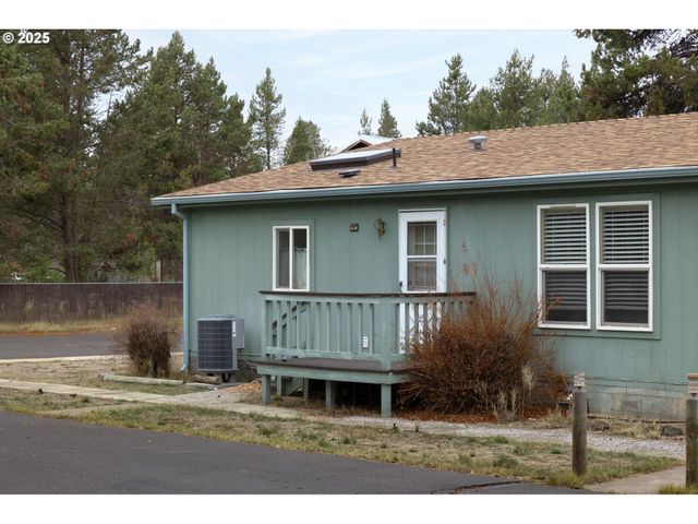 15728 EASTWIND Ct, La Pine, OR 97739
