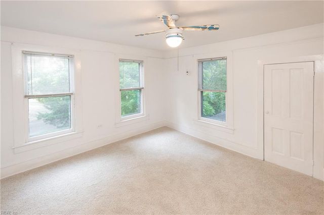 1330 Laurel CRES, Norfolk, VA 23505