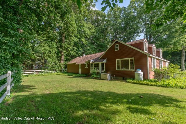 8 Carroll Street, Tillson, NY 12486