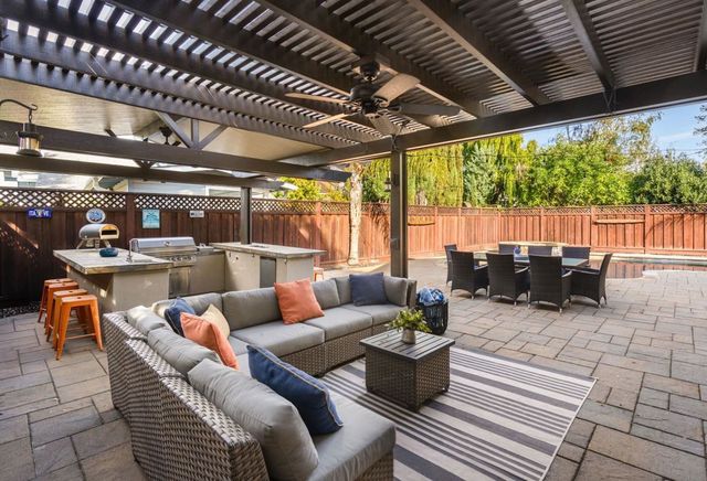 5950 Via Del Cielo, Pleasanton, CA 94566