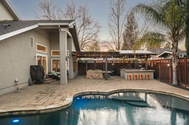 5950 Via Del Cielo, Pleasanton, CA 94566