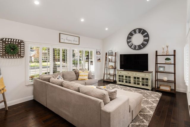 5950 Via Del Cielo, Pleasanton, CA 94566