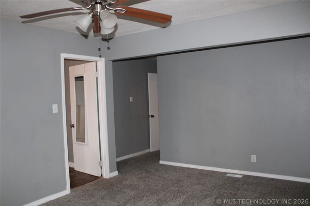 110 N 44th West Avenue, Tulsa, OK 74127