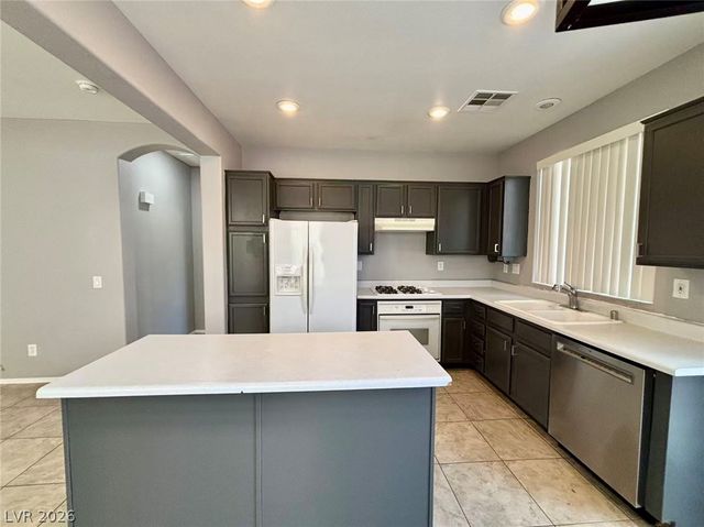 2376 Summer Home Street, Las Vegas, NV 89135