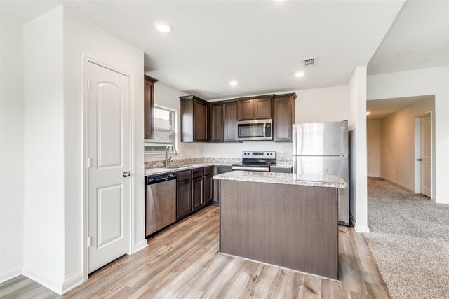 116 Bandana Circle, Newark, TX 76071
