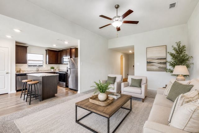 116 Bandana Circle, Newark, TX 76071