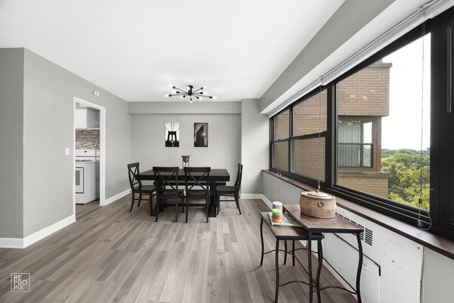 4200 N Marine Drive 602, Chicago, IL 60613