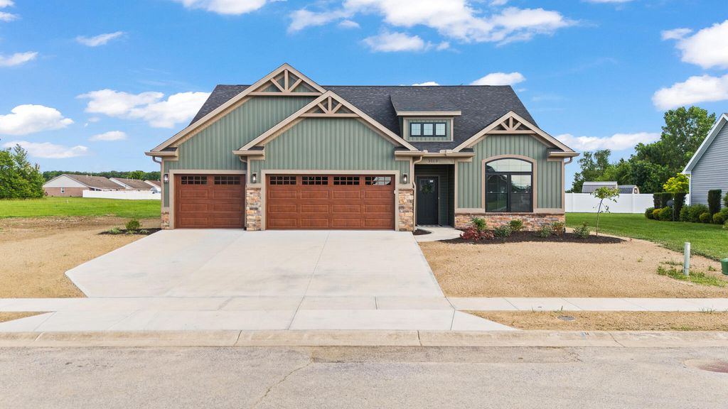 3113 Seminole Way 3113 Seminole Way, Piqua, OH 45356