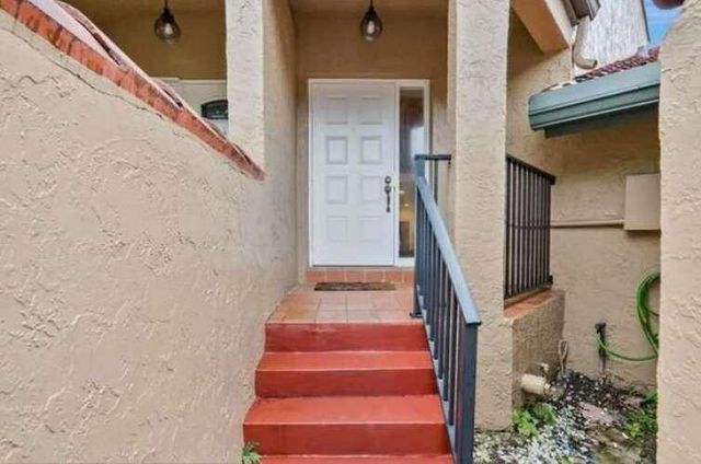 9231 W Sunrise Boulevard, Plantation, FL 33322