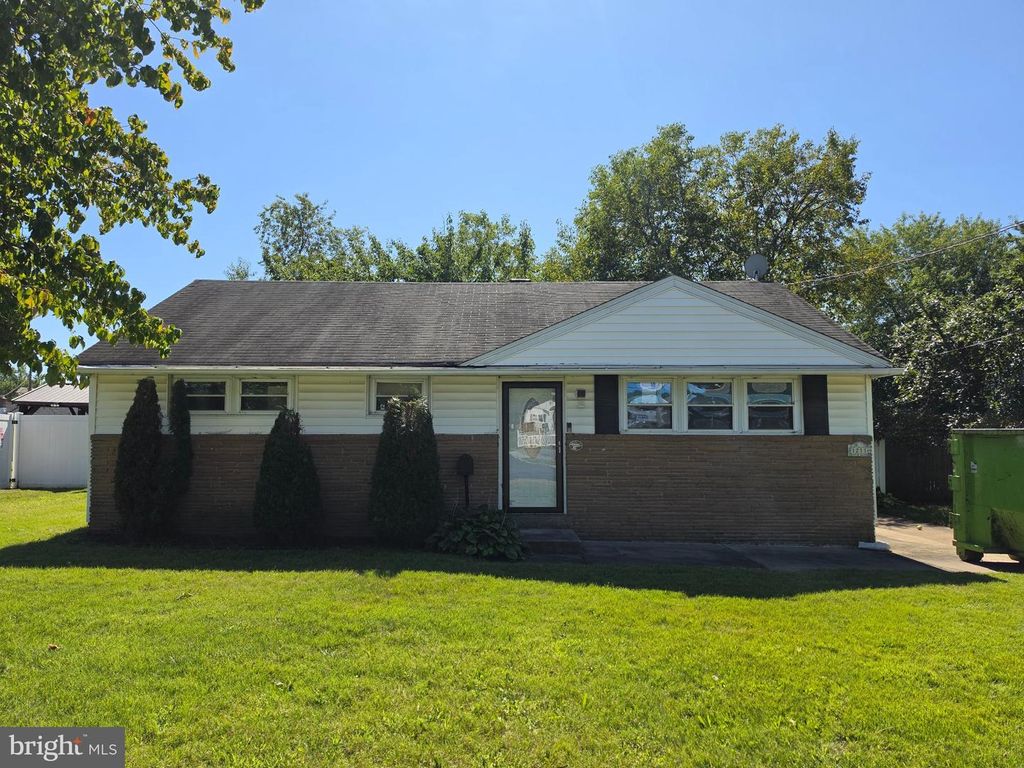1211 COOPER ST, Woodbury, NJ 08096 — exterior
