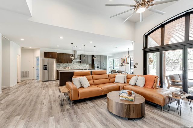 15919 Mission Rdg, San Antonio, TX 78232