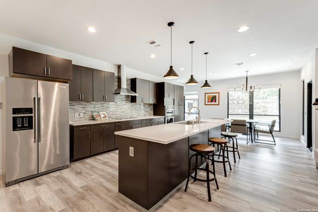 15919 Mission Rdg, San Antonio, TX 78232