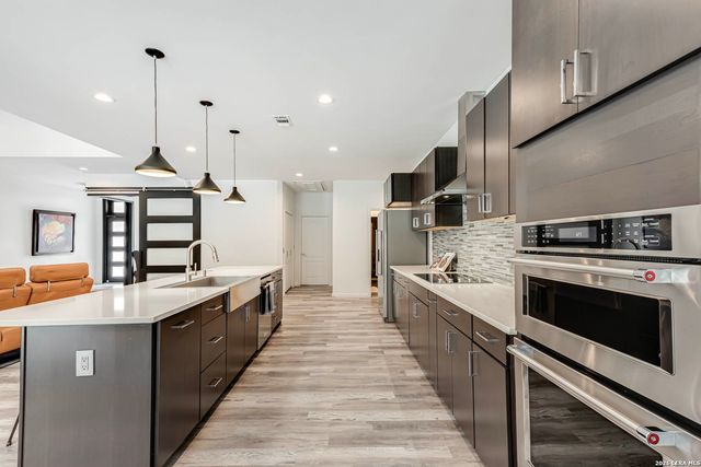 15919 Mission Rdg, San Antonio, TX 78232