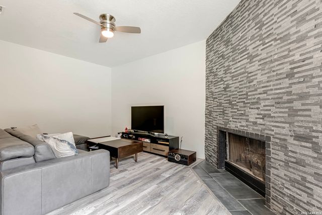 15919 Mission Rdg, San Antonio, TX 78232