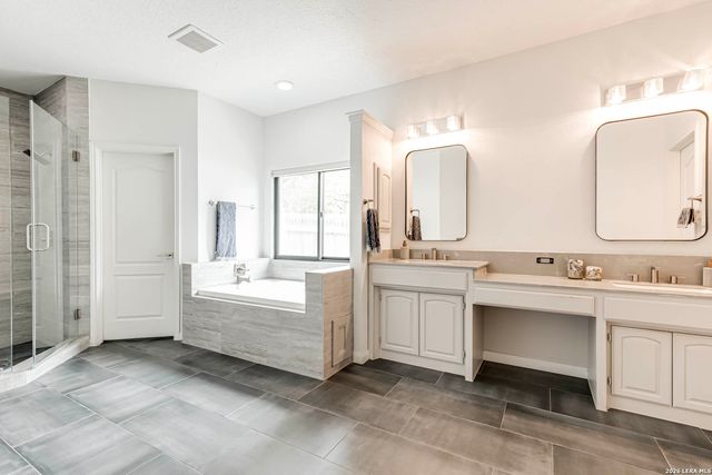 15919 Mission Rdg, San Antonio, TX 78232