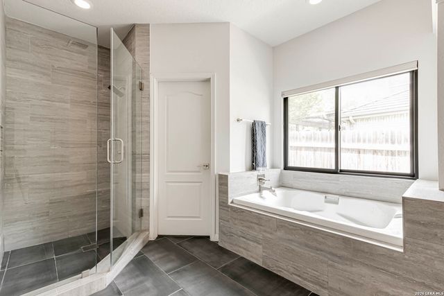 15919 Mission Rdg, San Antonio, TX 78232