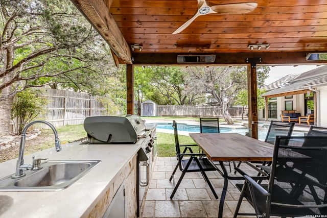 15919 Mission Rdg, San Antonio, TX 78232