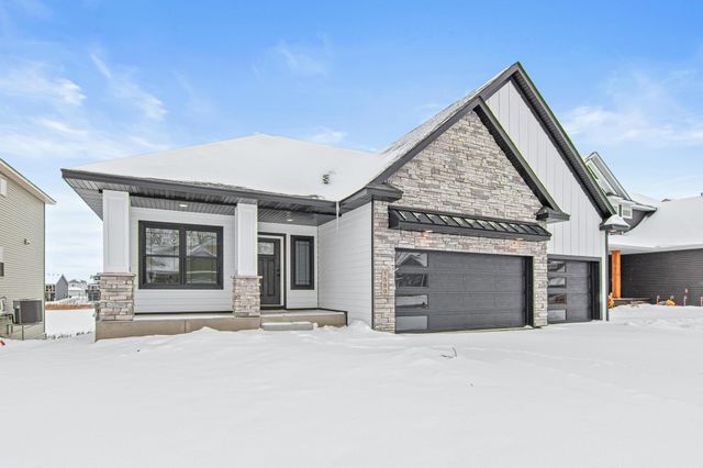 1589 Spruce Street, Farmington, MN 55024