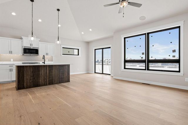 1589 Spruce Street, Farmington, MN 55024