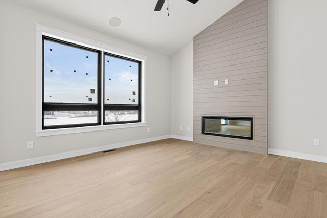 1589 Spruce Street, Farmington, MN 55024