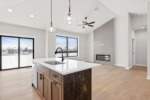 1589 Spruce Street, Farmington, MN 55024